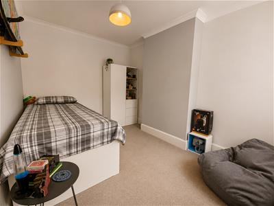 Picture 7